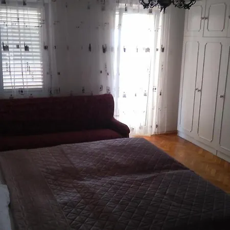 Apartament Nadica